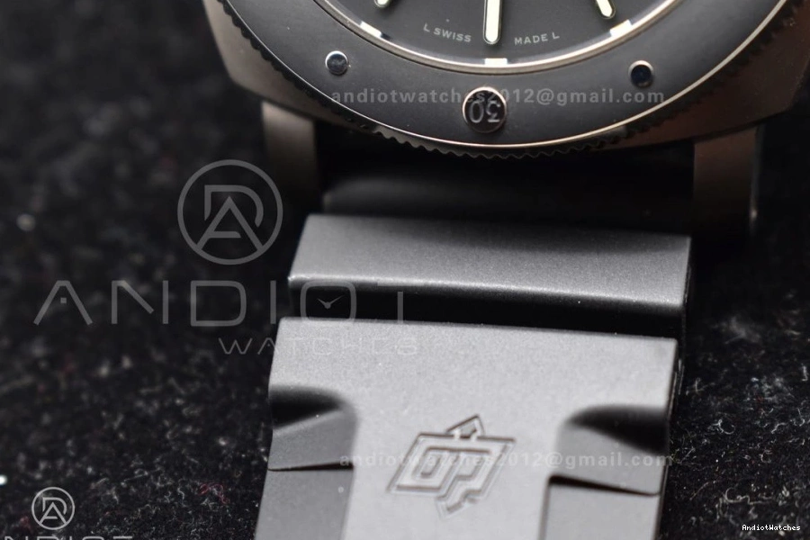 PAM389 P.9000 Best 1:1 Edition 1003 BestValue V VSF Clone Rubber on O Strap Black Super 1018